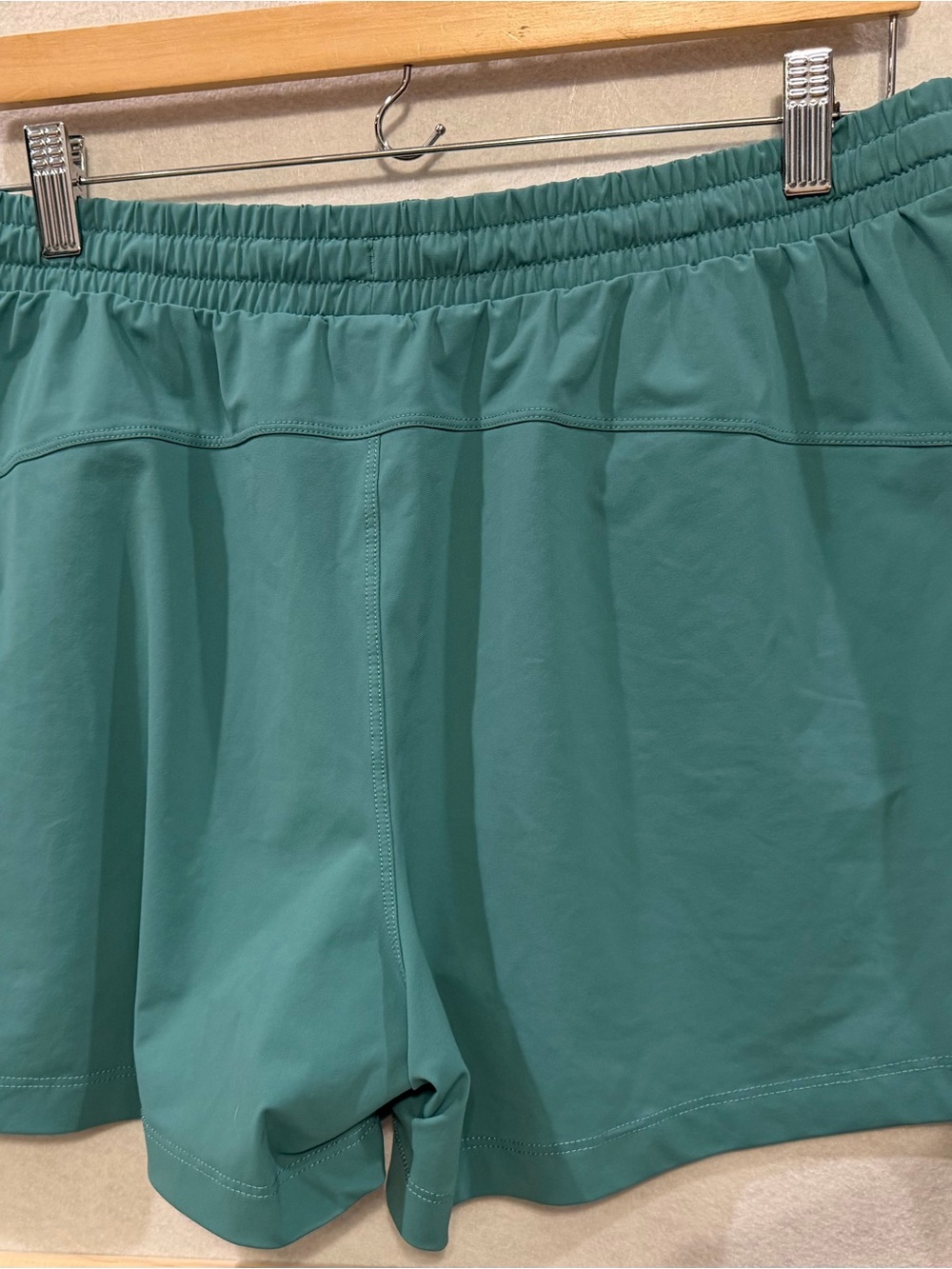 Fabletics Sea-foam Green Drawstring Workout Shorts with zipper pockets - Picture 8 of 13